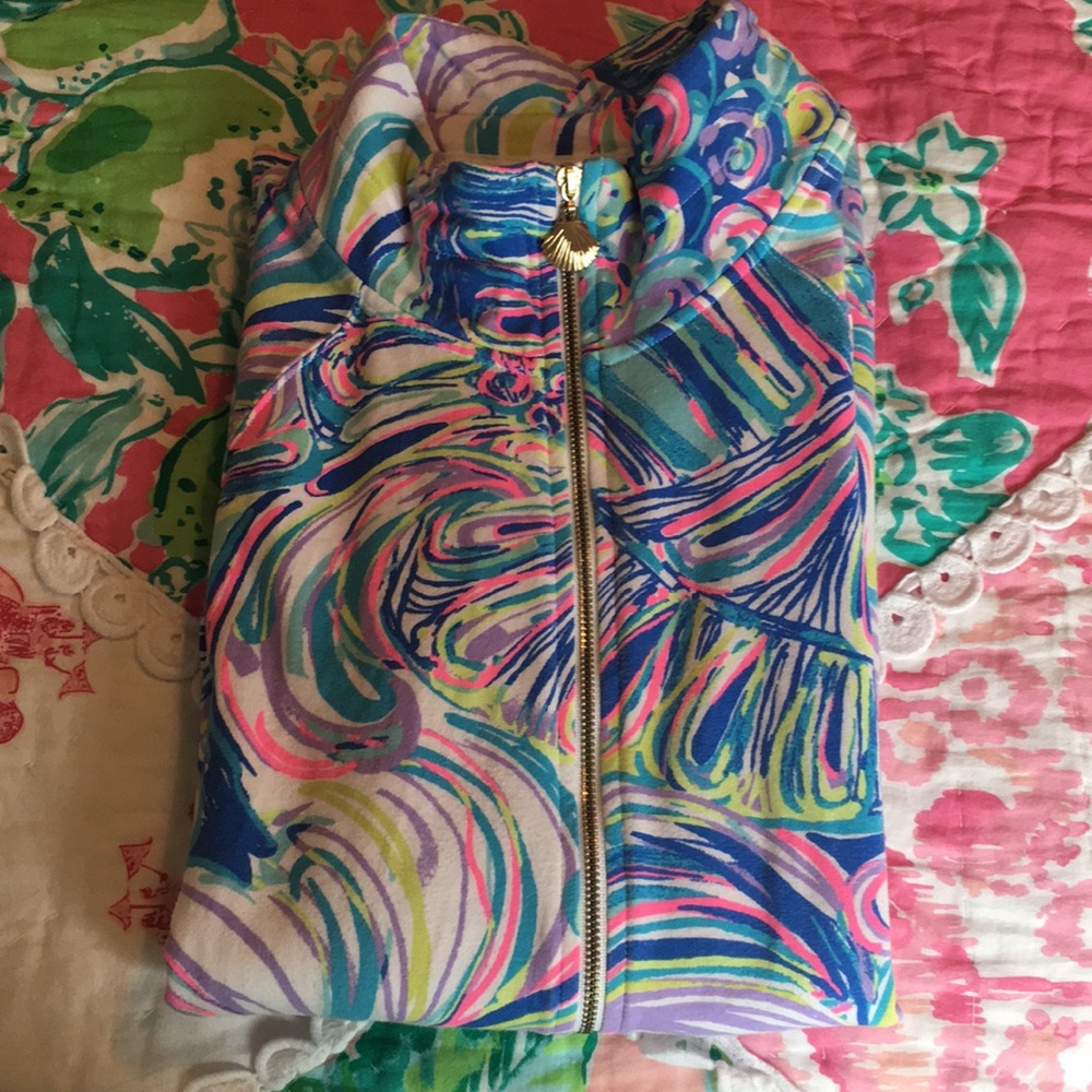 GUC Lilly Pulitzer Popover (M) - Gillty Pleasure